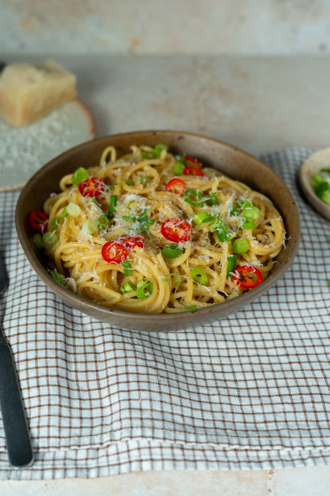 Chinese Style Garlic Butter Spaghetti