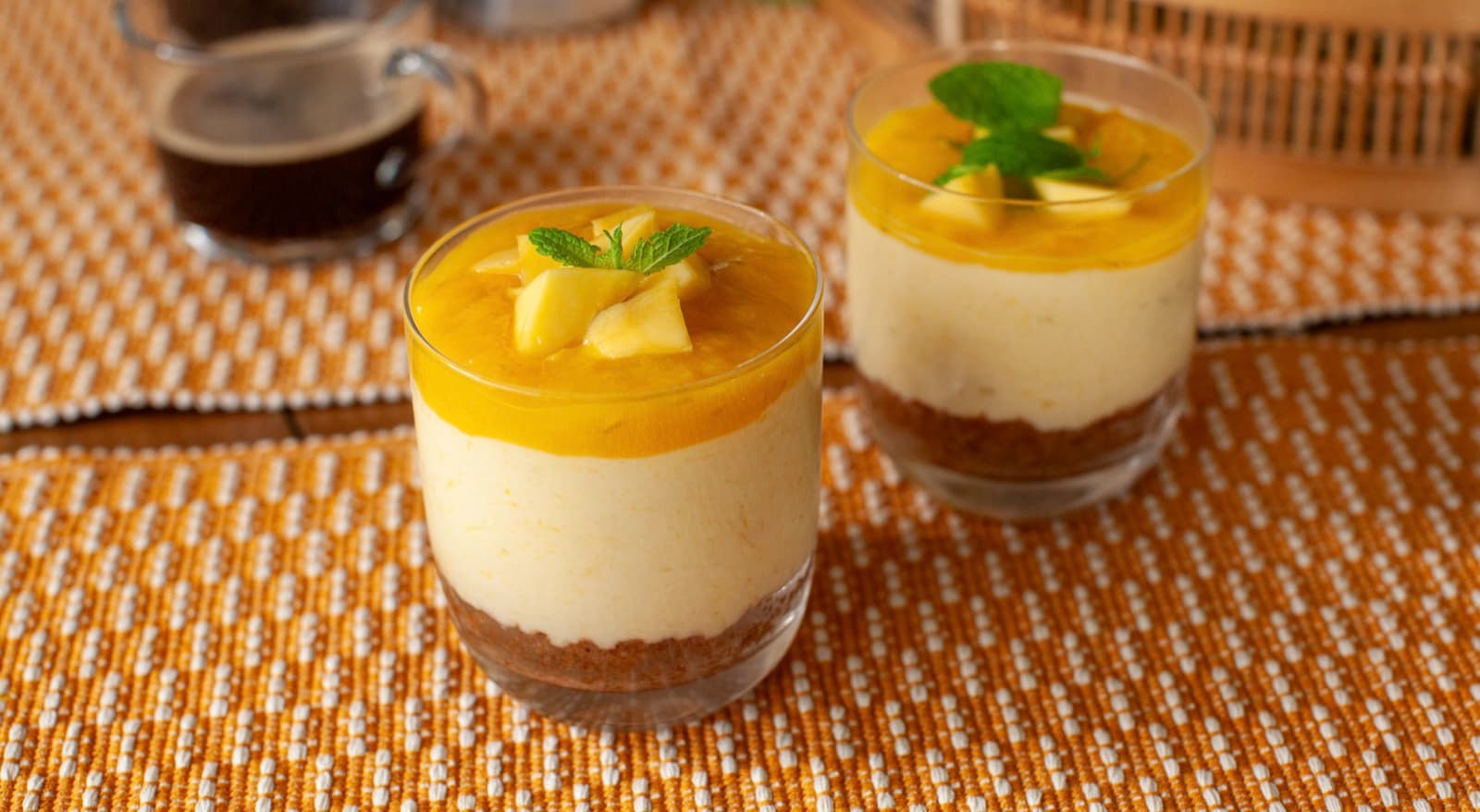 No Bake Mango and White Chocolate Cheesecake